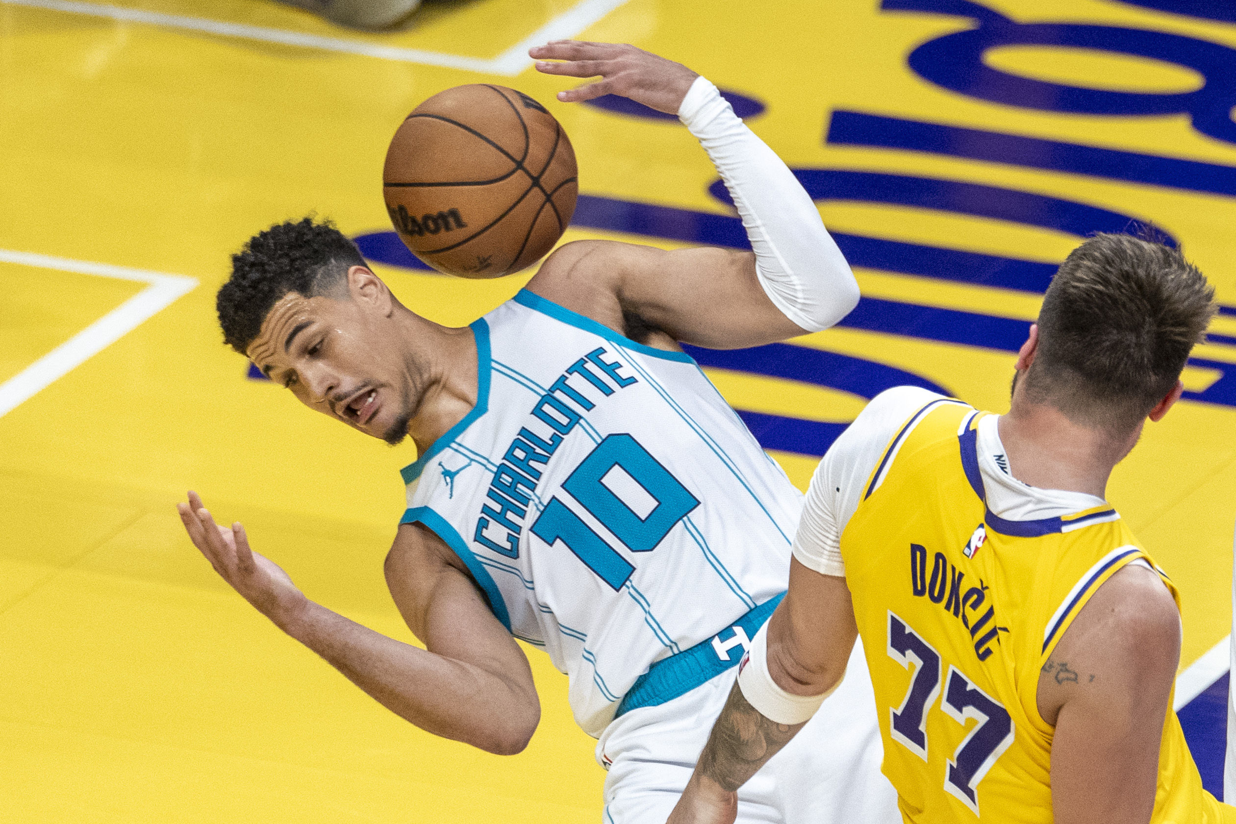 九游官网-欧超杯赛程吃紧，夏洛特黄蜂国际比赛日门线救险，目标明确，资深球员宣示担当的简单介绍